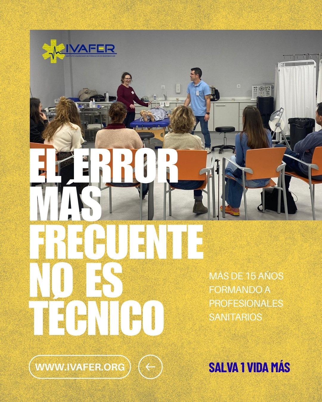 Imagen corporativa de IVAFER mostrando a un equipo sanitario trabajando coordinadamente durante una simulación clínica. La publicación reflexiona sobre la importancia de los factores humanos, la comunicación y el trabajo en equipo en situaciones de emergencia.